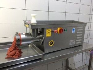 новая мясорубка Dimak 32 PKM 600 kg/hr Heavy Duty Meat Mincer (Refrigerated)