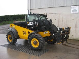 телескопический погрузчик JCB 527-55