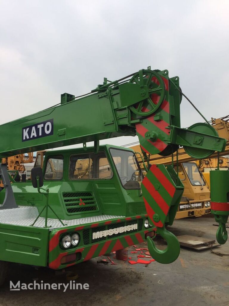автокран Kato NK250E