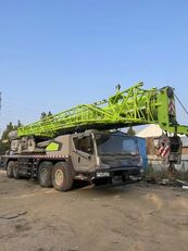 автокран Zoomlion The 80t truck crane is in good condition